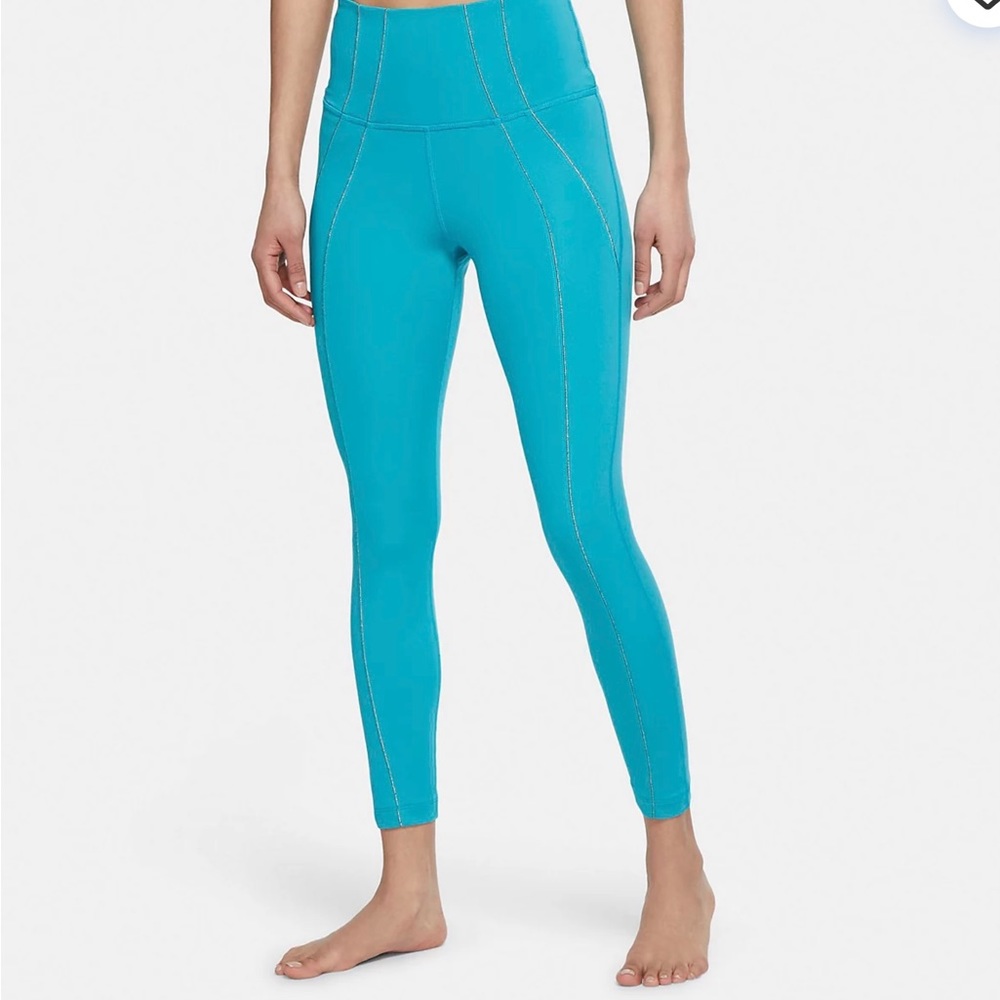NWT Nike yoga tights